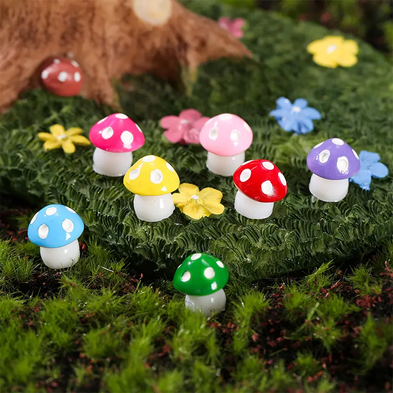 Resin Small Mushroom 6-Point 6-Color Mushroom Micro Landscape Ornaments Mushroom Succulent Ornaments Accessories Decorations