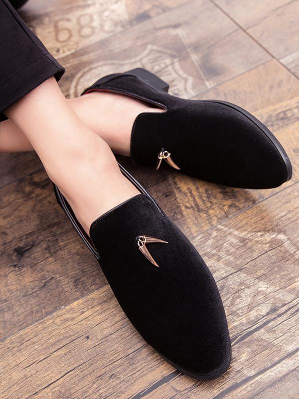 Men's Minimalist Temperament Velvet Loafers, Trendy Pointed Toe Slip-on Loafers, Fashionable Shoes for Daily Wear 4