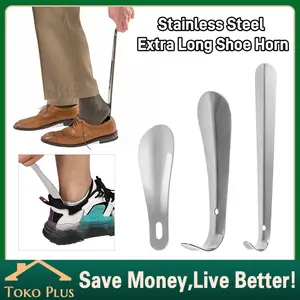 Sendok Sepatu Panjang 42cm Stainless Steel Alat Bantu Pakai Sepatu Anti Membungkuk Pegangan Anti Licin Desain Lengkung Cocok Untuk Pria Wanita