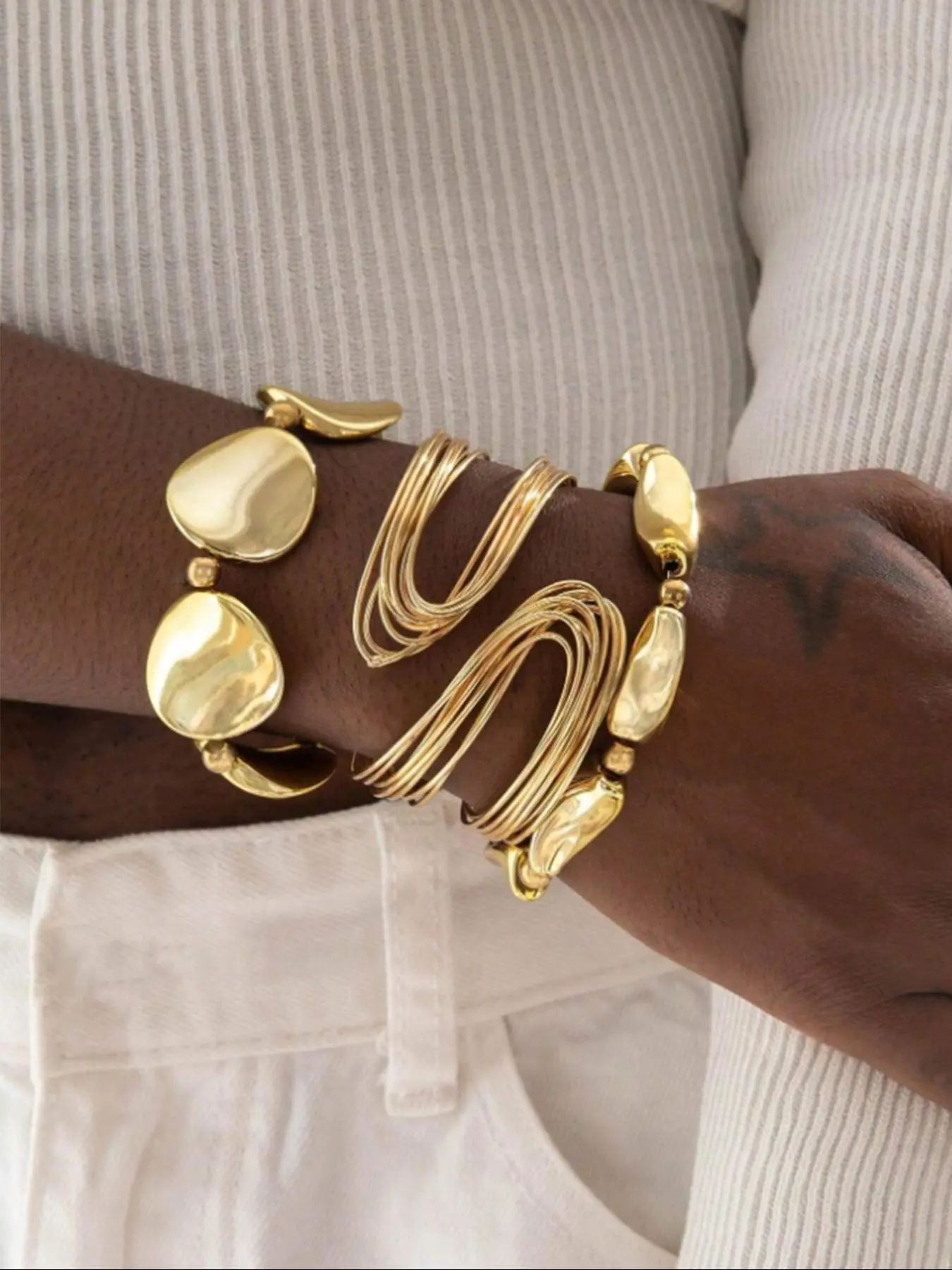 Women's Elegant Wave Design Cuff Bangle, Fashion Jewelry for Party, Daily Clothing Decor, Trendy All-match & Exquisite Stack Jewelry for Birthday Gift