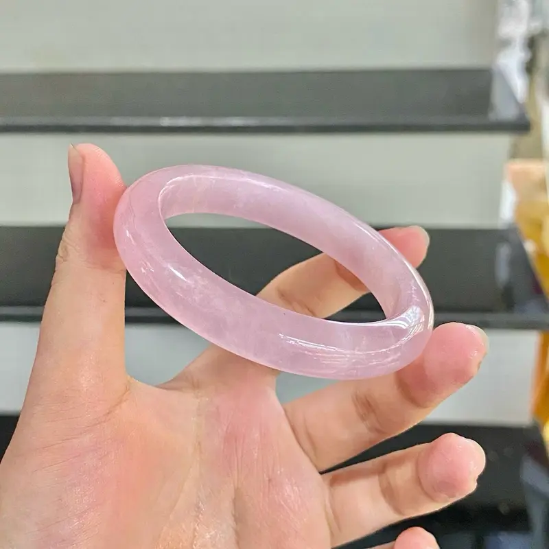 Vòng tay thạch anh Hồng tự nhiên bản liền dày 10mm-12mm, Size 52mm-58mm - Phụ Kiện 4