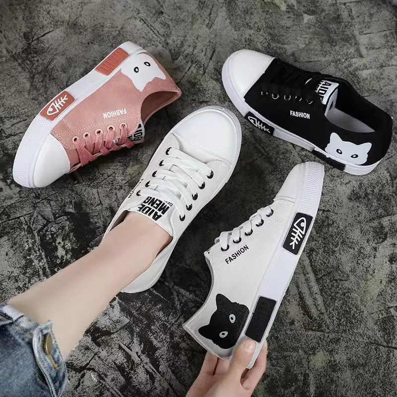 Large Size Canvas Shoes White Shoes Casual Women's Shoes Kitten Student Shoes Low-Top Flat Street Fashion Shoes