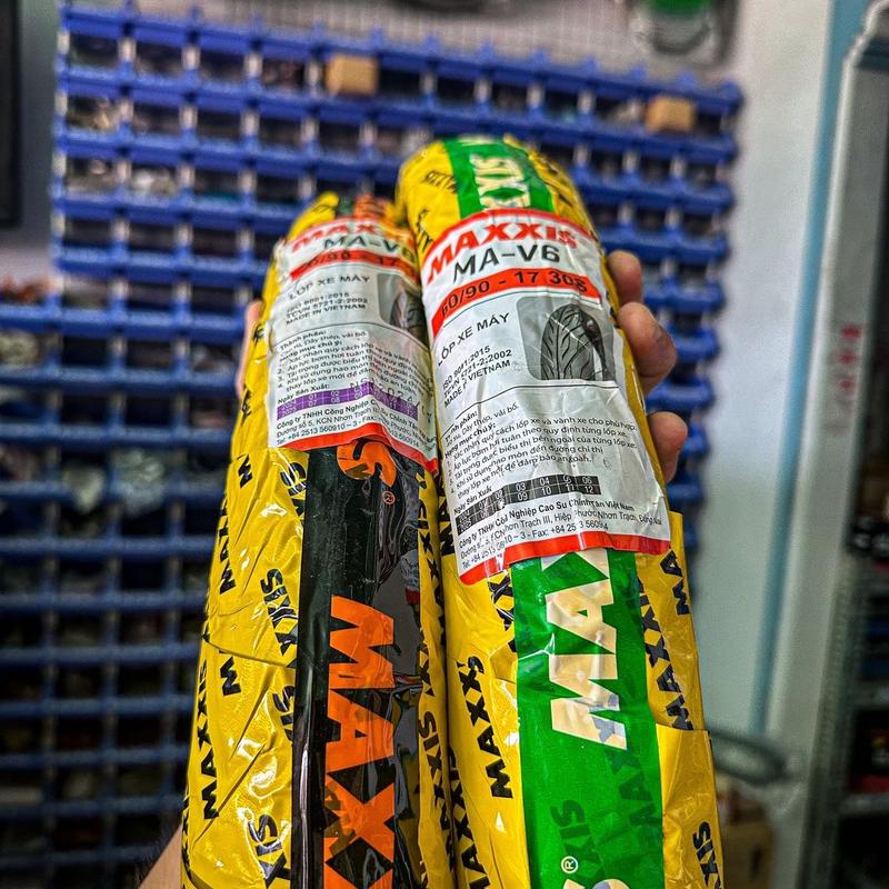 Vỏ xe Maxxis V6 60/90-17 và 70/90/17 gai xương cá cho AE đi xuống vỏ nhỏ gắn lên xe đẹp và bền