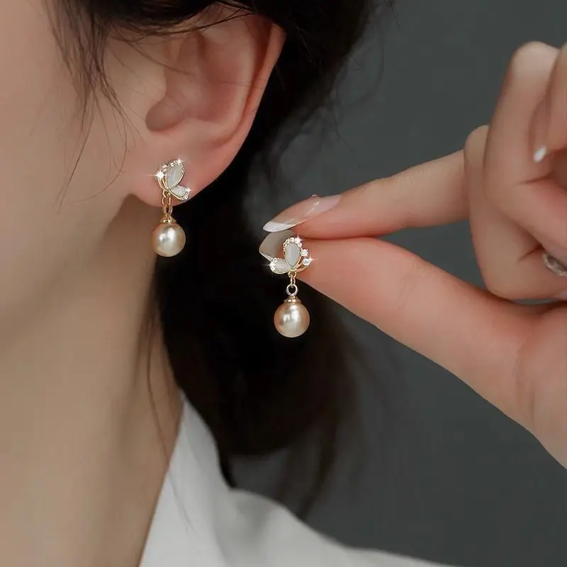 Hoa Tai Bạc Sterling, Thiết Kế Bướm Và Ngọc Trai Sâm Panh, Hàng Mới Về Năm 2024, Hoa Tai Cao Cấp Phổ Biến, Hoa Tai Thanh Lịch Độc Đáo