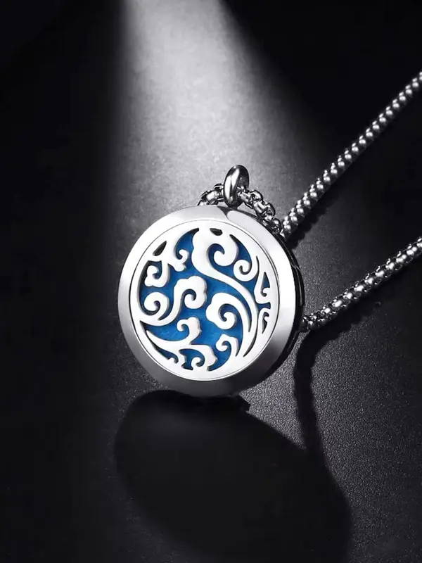 Vintage Hollow Cloud Pattern Pendant Necklace For Men & Women, Chain Necklace, Stainless Steel Jewelry 7