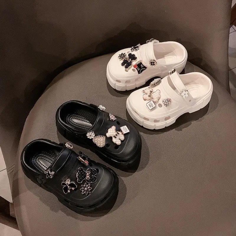 Dép Sục (SỤC XINH Cao Cấp Cho Bé Trai Bé Gái Kiểu Dáng Thời Trang Nhẹ Nhàng Thoáng Khí Sandal Kem 1