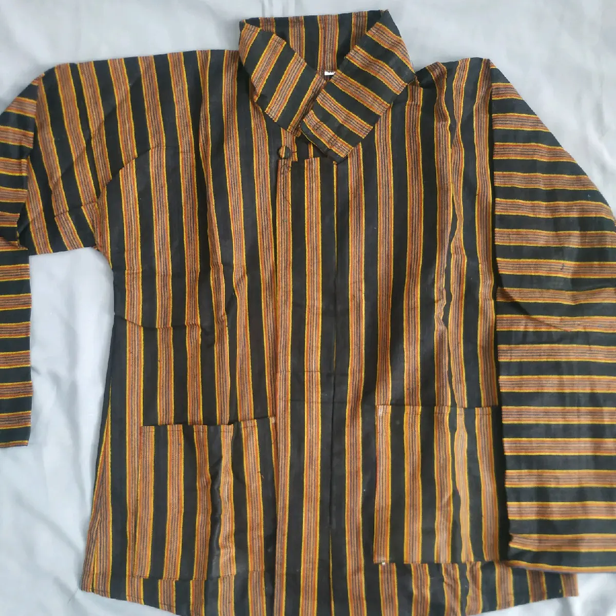 Baju Adat Khas JOGJA // Baju Adat Jawa // Baju Surjan Lurik Pria Dewasa ...