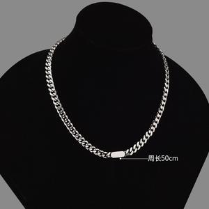 Kalung Cuba, Gaya Hip Hop, Trendi, Choker Eropah dan Amerika, Diperbuat daripada Keluli Titanium, Mampu Milik dan Mewah, Sesuai untuk Uniseks, Niche,  kalung  titanium  lipan  anti  karat  asli  premium