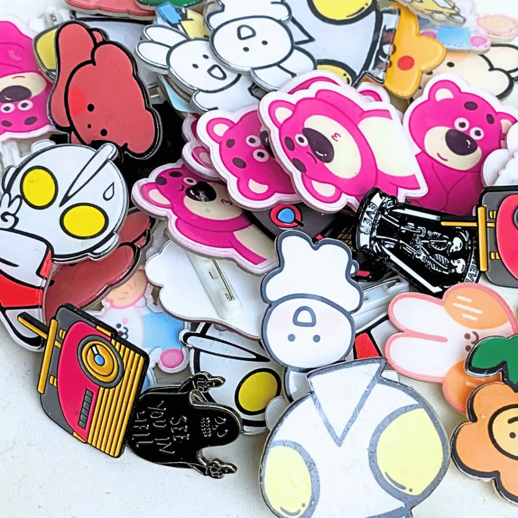 DiaryLabs - Badge Akrilik Logam & Keychain untuk Pemanis Tas Kanvas Cute Accesoris