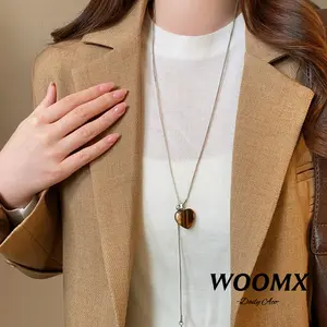 [Woomx] Kalung Dapat Diatur Unik Hati Warna Amber Gradien Sederhana A277