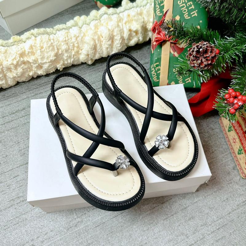 Dép nữ sandal quai chéo xỏ ngón phối hoa đá đế cao 4 phân T88 DéP GiàY