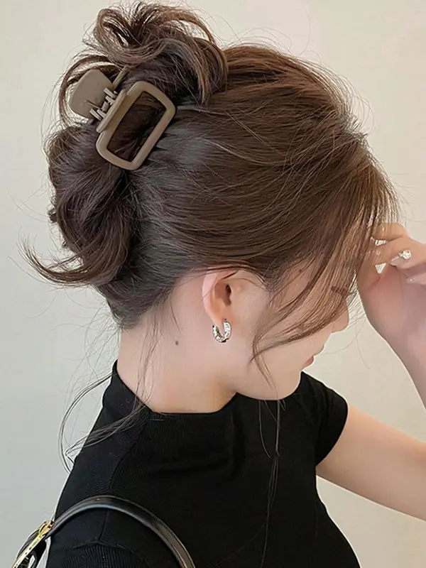 Solid Color Matte Hair Claws, Casual and Versatile Hair Accessories for Women, Minimalist Headwear Suitable for Thick Hair 4