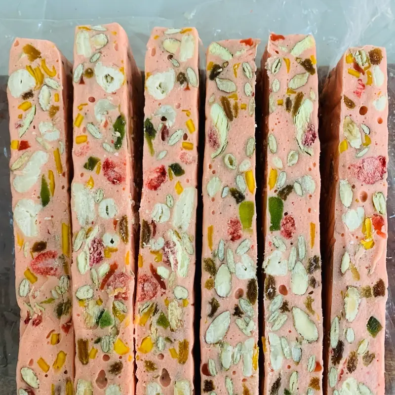 Kẹo Hạnh Phúc Ăn Vặt Viên Kẹo Candy Food handmade từ bơ, sữa, hạt dinh dưỡng và hoa quả sấy dẻo 4