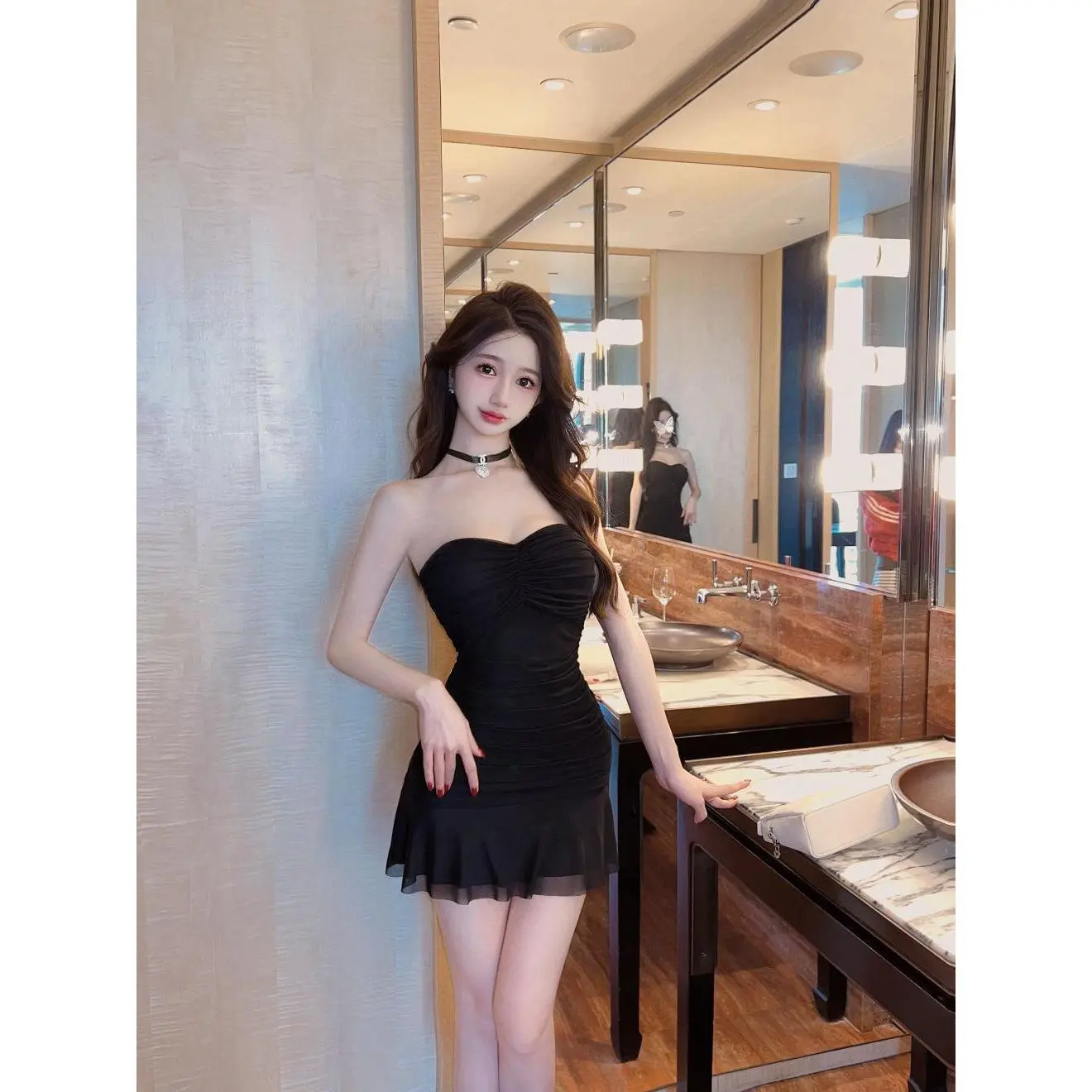 Váy Hộp Đêm, Phong Cách Cô Gái Nóng Bỏng, Không Dây, Chống Trượt, Bodycon, Lưới Xếp Ly Thích Hợp Cho Hộp Đêm Và Khiêu Vũ, Váy Ngắn Bó Sát thương  hiệu  sbhn bodycon  outfit dồm  xanh