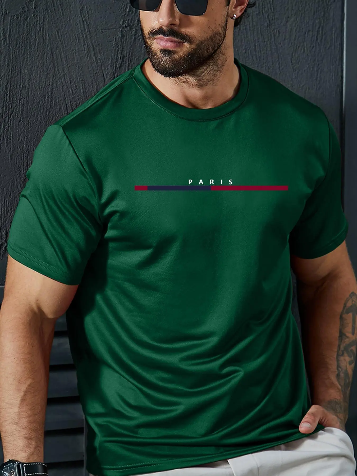 Men's Regular Fit Letter Print Round Neck Tee, Casual Short Sleeve Crew Neck T-shirt for Summer, Fashion Men's Top for Daily Wear, Tropical