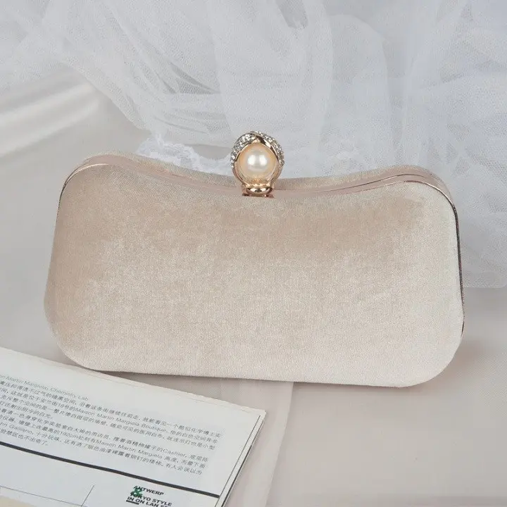 Clutch nữ vải nhung dự tiệc đính trai MIM CNT29 4