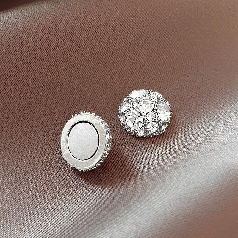Product Introduction of Magnetic ear clip, elegant design, for women, without ear piercing, new niche design, ear bone clip earrings, earrings gift 1