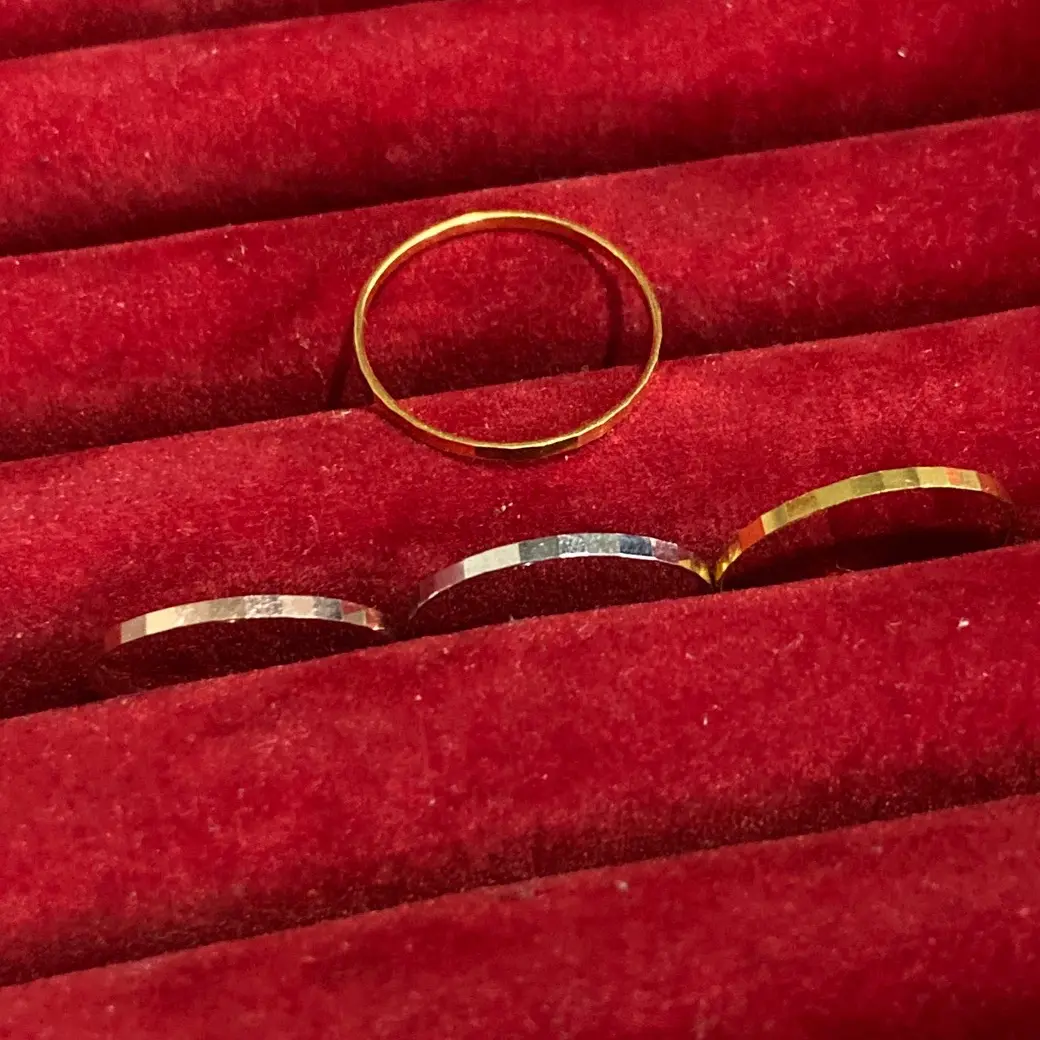 Cincin emas ringan kaca ukuran 12-13 Gold