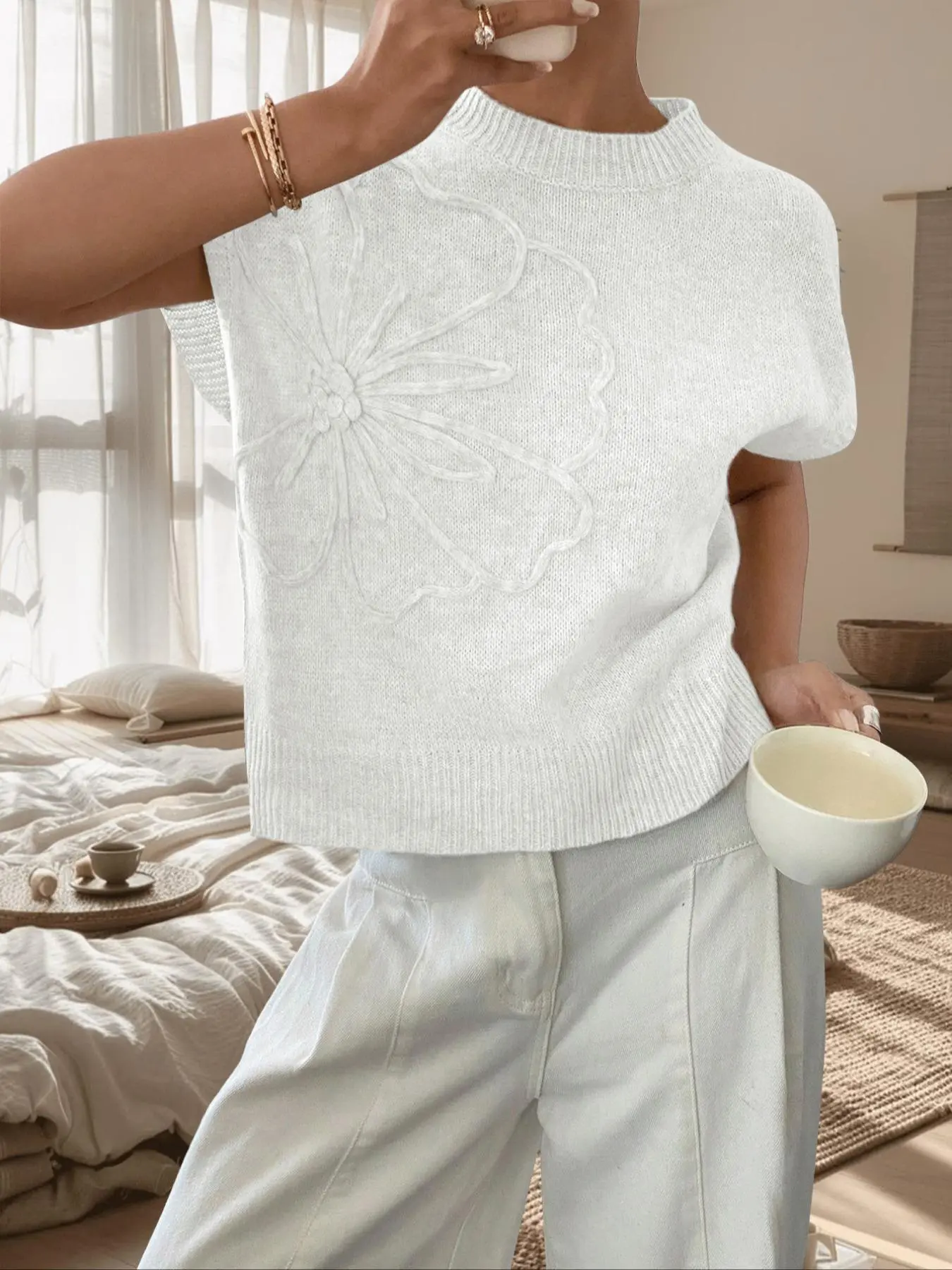 Women's Plain Flower Jacquard Semi-sheer Cable Knit Top, Casual Sleeveless V Neck Knitwear for Daily Wear, Ladies Clothes for All Seasons