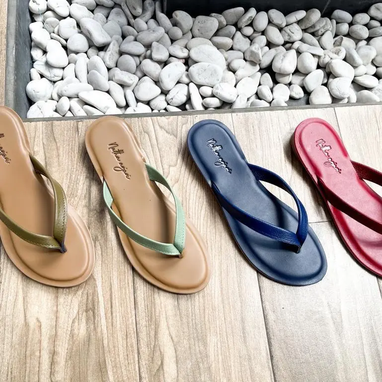 Sandal capit kulit sapi