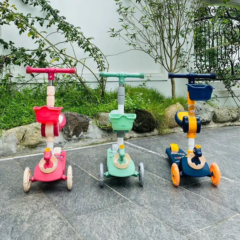 Xe Scooter Đồ Chơi Cho Bé Có Ghế Ngồi 2 Trong 1 Không Bẻ Lái Được Điều Chỉnh Tay Cầm Cao Thấp Có Đèn Bánh Khi Di Chuyển Không Nhạc Nhựa An Toàn Bám Không Trơn Trượt Chất Liệu Tốt 2