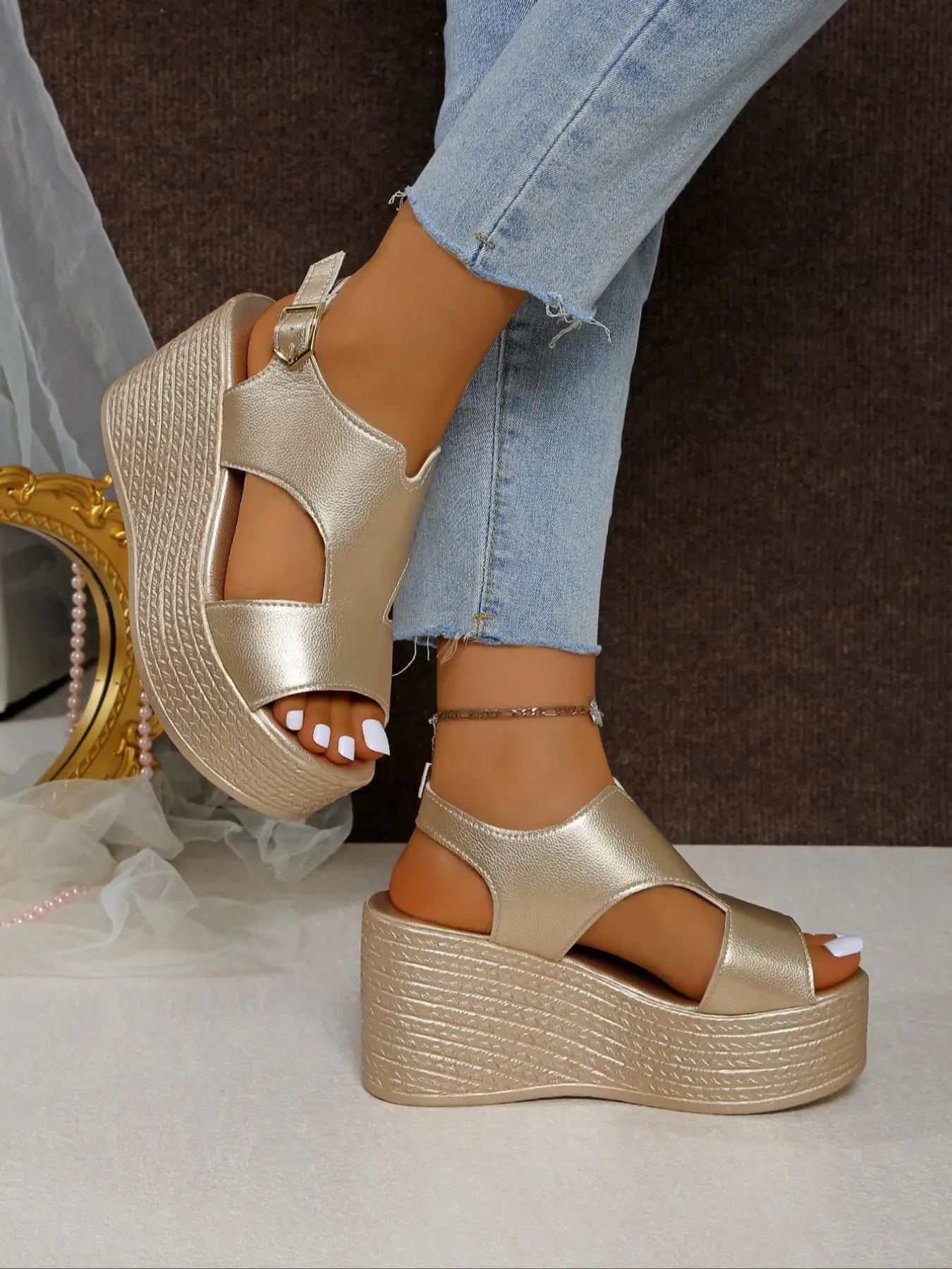 Women's Fashionable Solid Color Platform Sandals, Casual Versatile Platform Sandals for Daily Wear, Lightweight Breathable Comfortable Shoes for Women & Girls, Summer