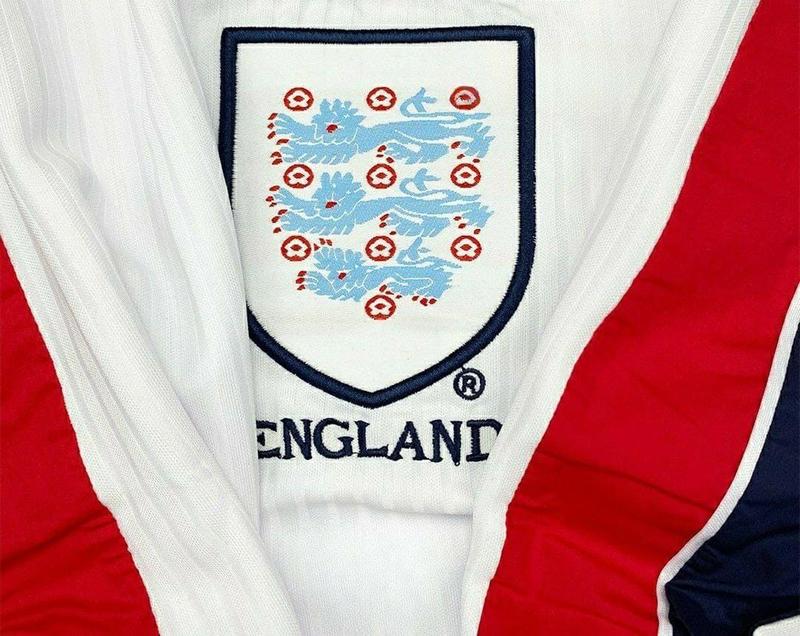 BAJU BOLA ENGGLNDD HOME RETRO 1998 1