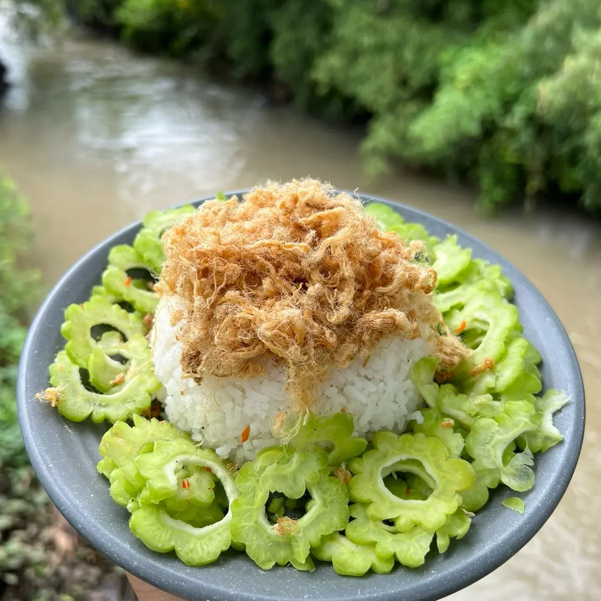 1kg lô 2hộp,Chà bông heo{ Vị Mặn+CÓ ĐƯỜNG} không bột,không chất bảo quản .. hàng làm giao hàng ngày lên bảo đảm không có hàng cũ ..quý vị đặt em mới làm