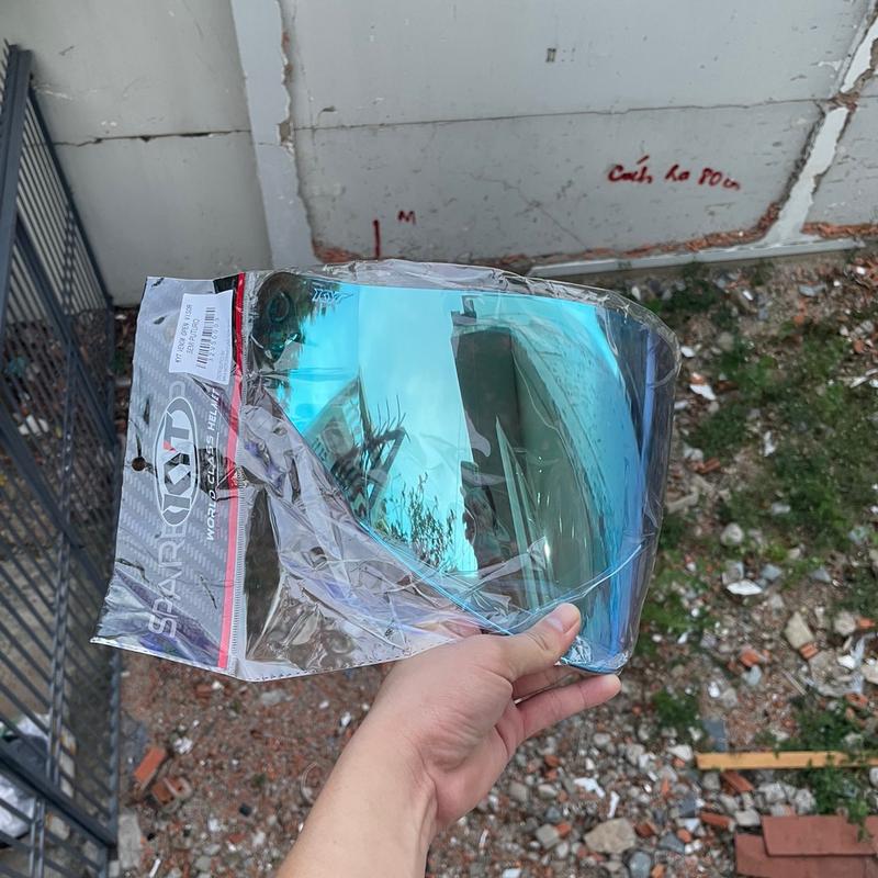 KÍNH kyt Xanh Ngọc GẮN NÓN KLT VÀ KYT VENOM 3/4