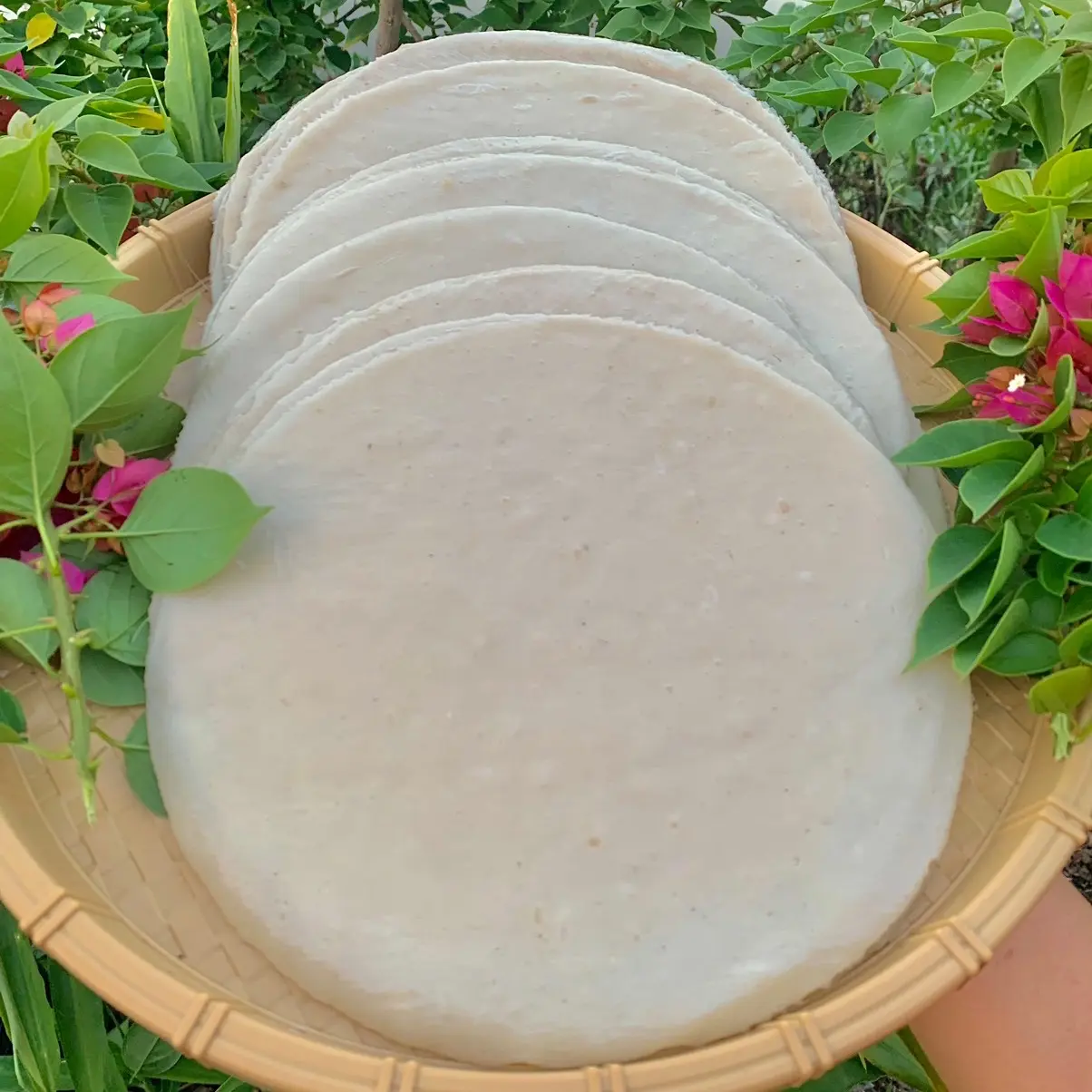 Bánh phồng nếp truyền thống
