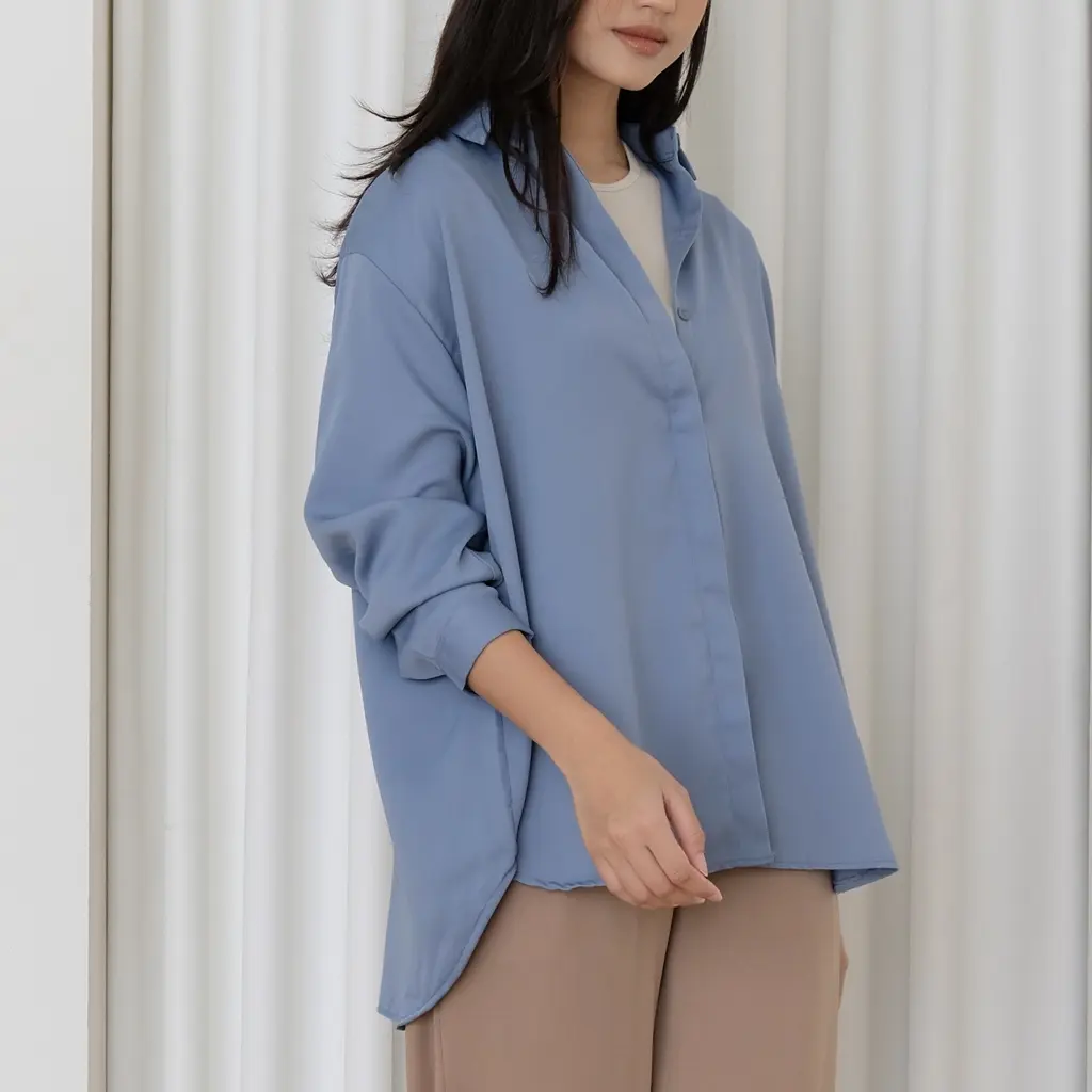 Flowing Shirt Plain | ATKEY - Kemeja Basic Oversized Wanita Lengan Panjang