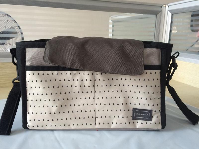Product Introduction of Baby Stroller Hanging Bag Bottle Diaper Pants Large Capacity Storage Mommy Shoulder Bag 6