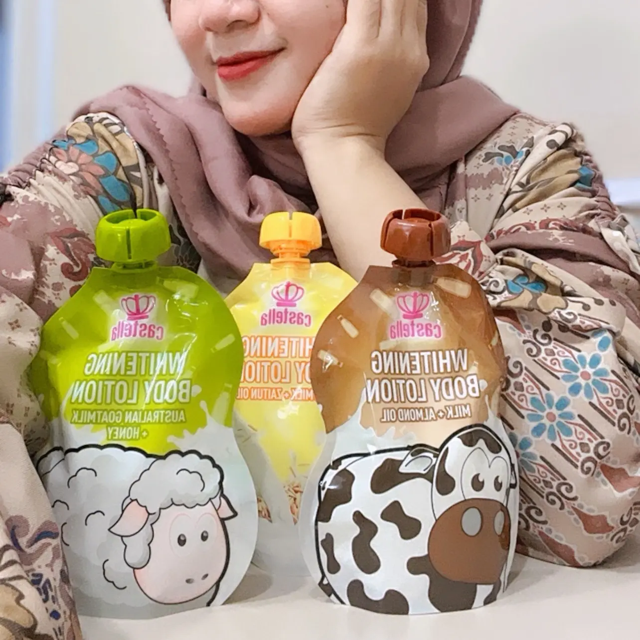 Paket 3 pouch CASTELLA whitening body lotion