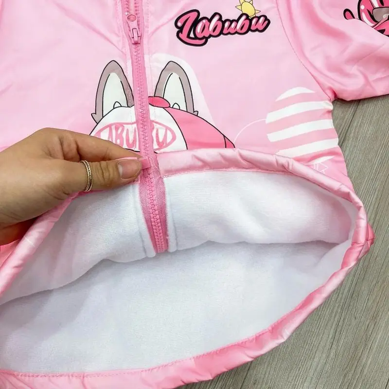 Áo Gió 2 Lớp Cho Bé Gái Labubu Thông Hơi Và Lót Nỉ In Hình Hoạ Tiết Dễ Thương Size 13-23Kg Mềm Mịn Áp Áp Chống Nước Cản Gió áo khoác lót lông 5