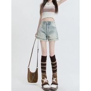 กางเกงยีนส์ขาสั้น เอวสูง สำหรับผู้หญิง สไตล์เรโทร ทรงหลวม กางเกงครอป มาใหม่ สีอ่อน