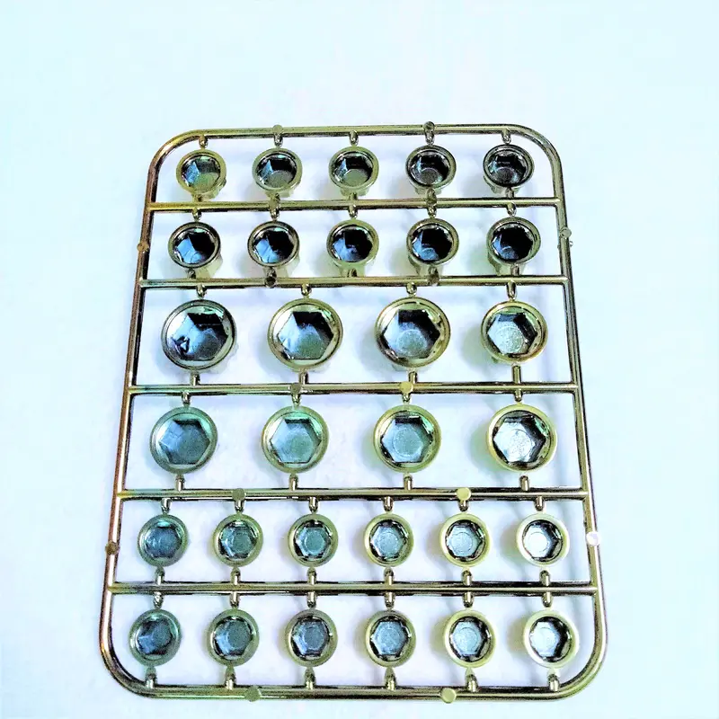 Chụp ốc titan ( 30 con ) Salaya 1