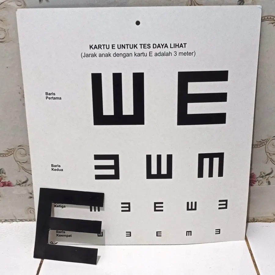 Kartu E Tes Daya Lihat + Huruf E / Alat Tes Mata Snellen Chart