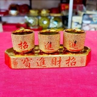 Product Introduction of ถ้วยน้ำชา ชุดถ้วยน้ำชาพร้อมฐาน ชุดชงชา3ถ้วย 5ถ้วย  สีทอง  สีแดง สีเหลืองทอง ชุดถ้วยเซรามิก ไหว้เจ้าที่ ไหว้พระ พร้อมส่ง 15