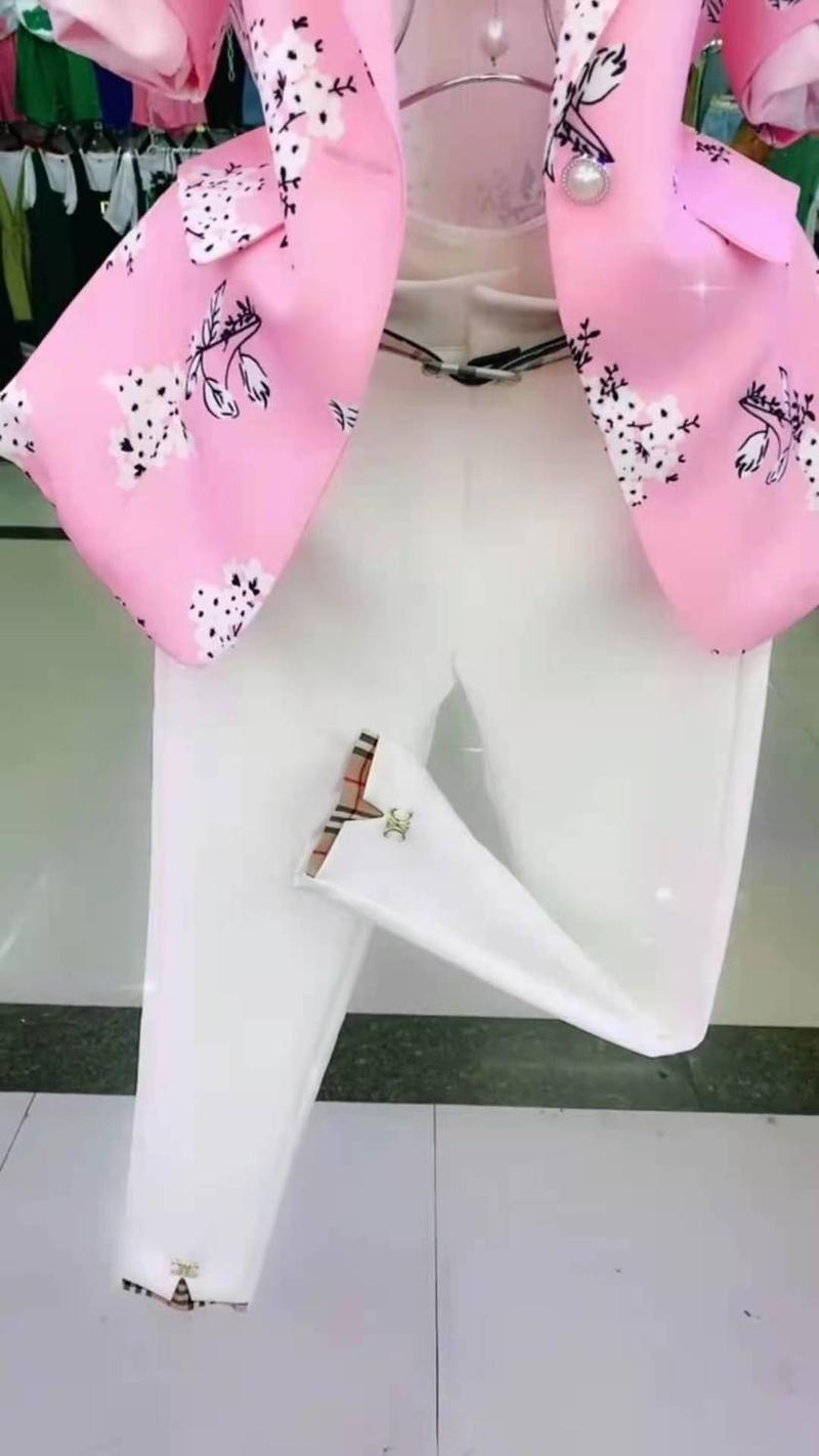 Product Introduction of Áo Khoác Vest Nữ, Họa Tiết Kẻ Sọc Mỏng, Dáng Ôm, Thanh Lịch, Phong Cách Anh Quốc, Dễ Phối Đồ Thích Hợp Cho Mùa Xuân Và Mùa Thu, Thời Trang, Xuân Hè 2024 21