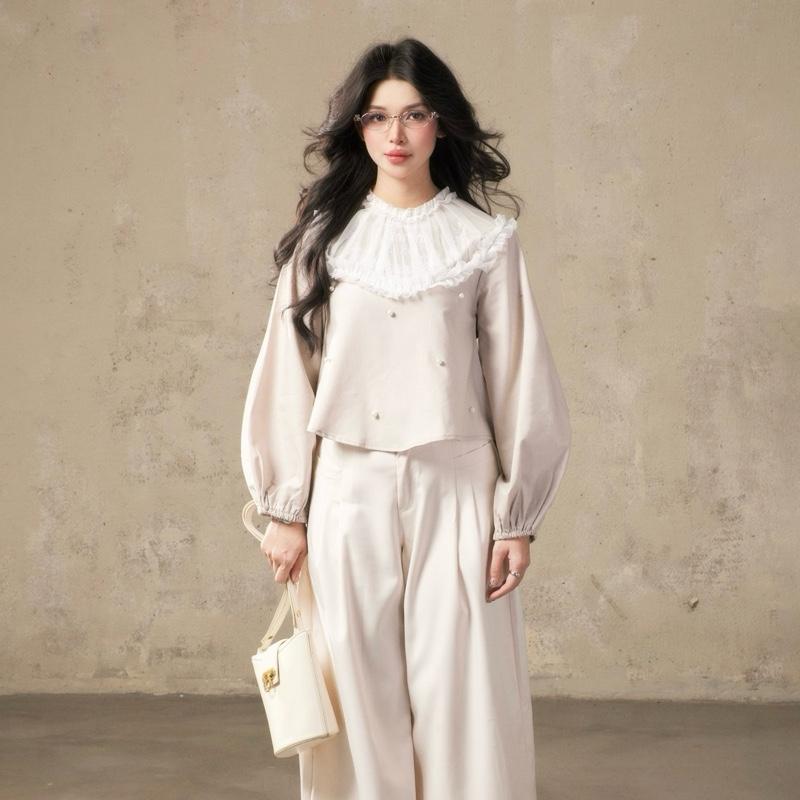 Naomi long sleeve top | Áo tay dài linen đính trai form babydoll | Mania Cutie