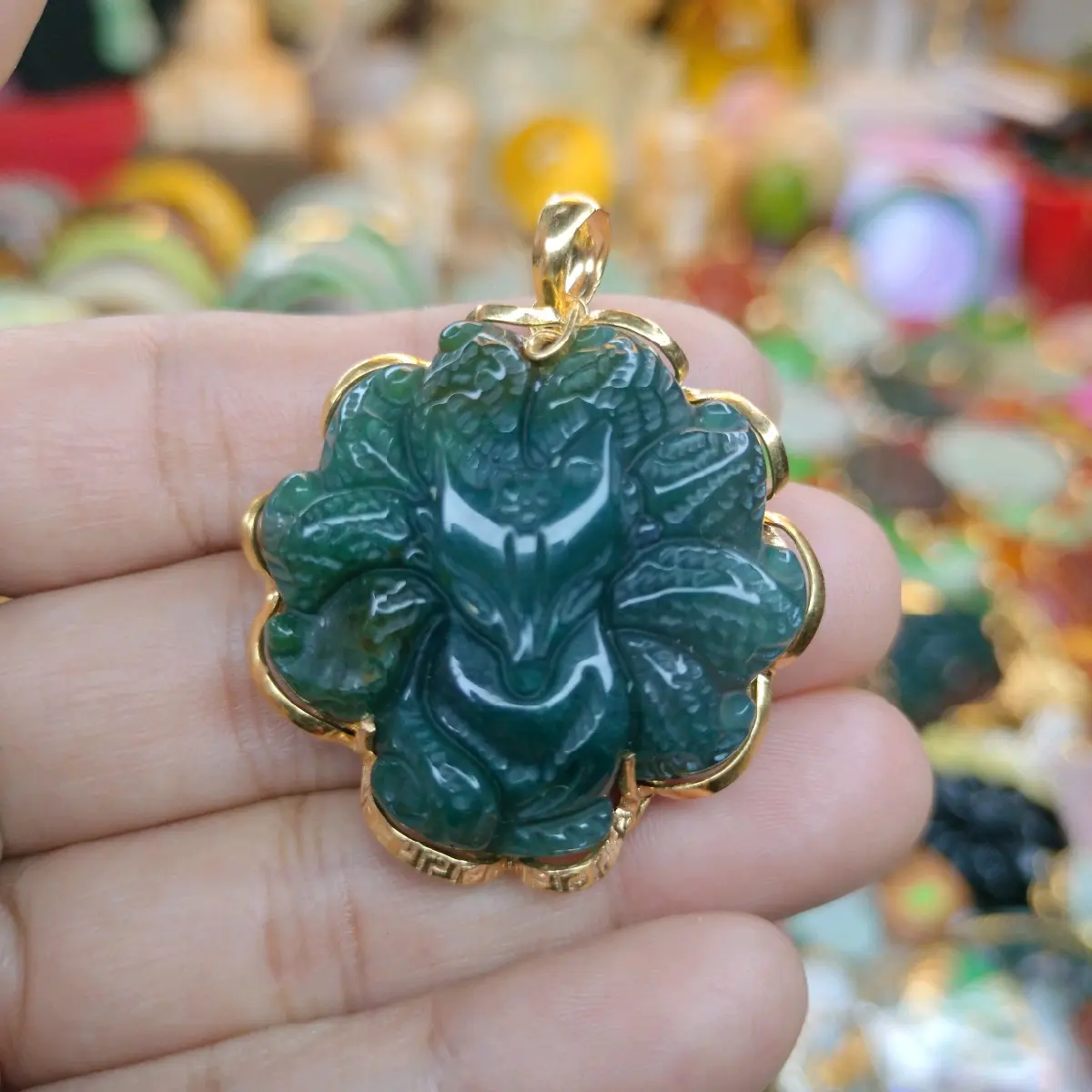 mặt dây chuyền hồly băng tảo khung vàngnon