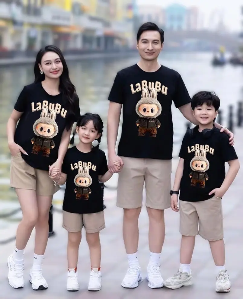 [ Xưởng Xả Kho ] Áo gia đình LABUBU  3/4/5/6 Người , Áo gia đình LaBuBu 3 người, Áo gia đình 4 người - Áo thun Cotton -Áo thun nữ áo  đôi     áo  gia  đình set  combo  đồ  gia  đình  ba  mẹ  và  bé sét  đồ  gia  đình  3  ngườii đồ  mẹ  và  em  bé
