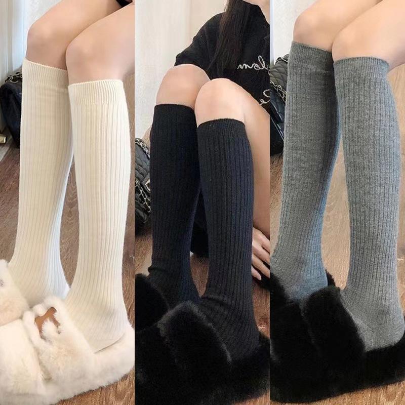 Tất mùa đông sọc dọc phong cách đại học cho nữ tất cao đến đầu gối tất thường ngày