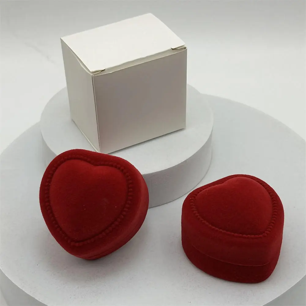 Heart Shaped Jewelry Box Elegant Red Velvet Ring Case Decorative Compact Earring Holder for Wedding Gift Proposal Jewelry Storage Engagement