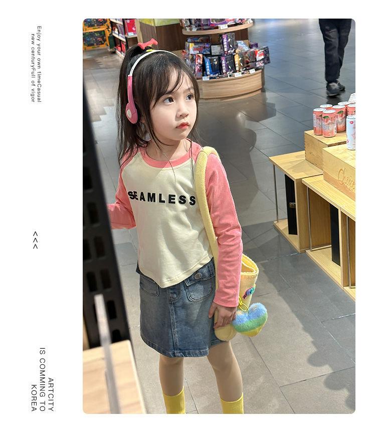 Product Introduction of De Rong Raglan Long Sleeve T-Shirt 2024 Autumn New Color-Block Raglan Sleeve Slim Fit Base Shirt for Kids 19