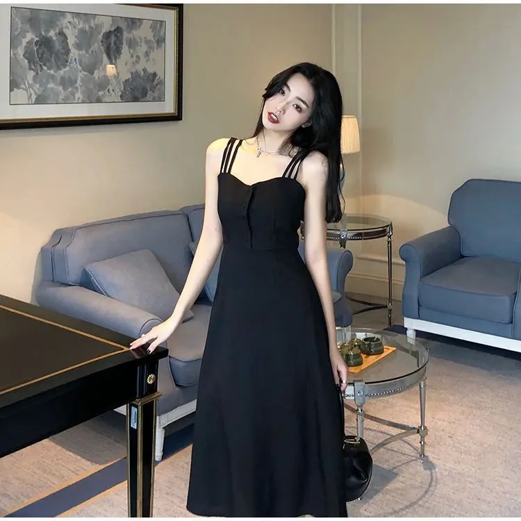 casual solid color Korean style fashion high waisted mid length skirt for,summer Off shoulder sleeveless suspender black dress for women
