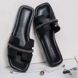 LAPEPA YUK - TIARA Sandal Wanita Teplek Korea Casual Size 36 - 40 Sendal Slop Blink Bling Empuk Flat cewek Kasual Rumahan Warna Black Hitam Selop Korean Style Santai Premium 37 38 39 Perempuan Kekinian Terbaru Shoes ORI Original Mall Official Store cewe