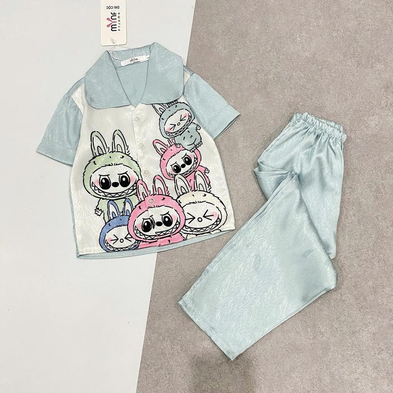 Set bộ đồ ngủ pijama mẹ và bé gái áo cộc quần dài cổ sen Labubu hồng  Women Voi- Tết Polo Top 2