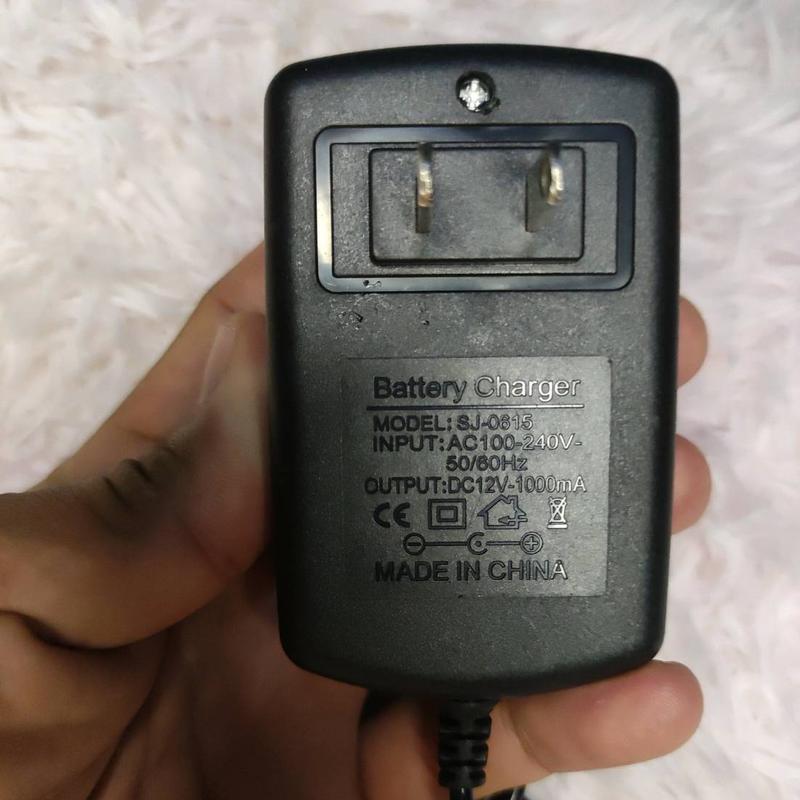 สายชาร์จ รถแบตเตอรี่เด็ก ที่ชาร์จ รถแบตเตอรี่เด็ก ที่ชาร์จหัวกลม 12v1000mA หัวแท้ สินค้าในประเทศ ส่งไว มีการรับประกัน ทุกชิ้น ชาร์จไว 4