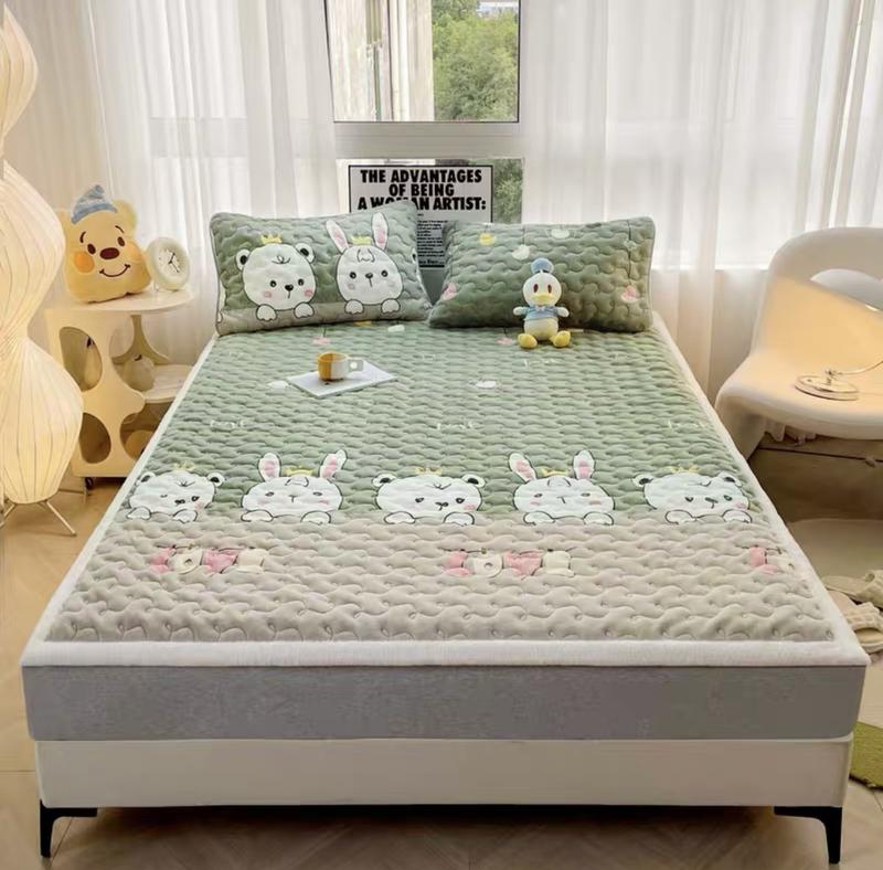 Thảm trải giường nỉ nhung mềm, mịn, giữ nhiệt tốt kèm 2 vỏ gối, thảm đa năng có thể dùng bảo vệ đệm, trải giường, trải sàn 6